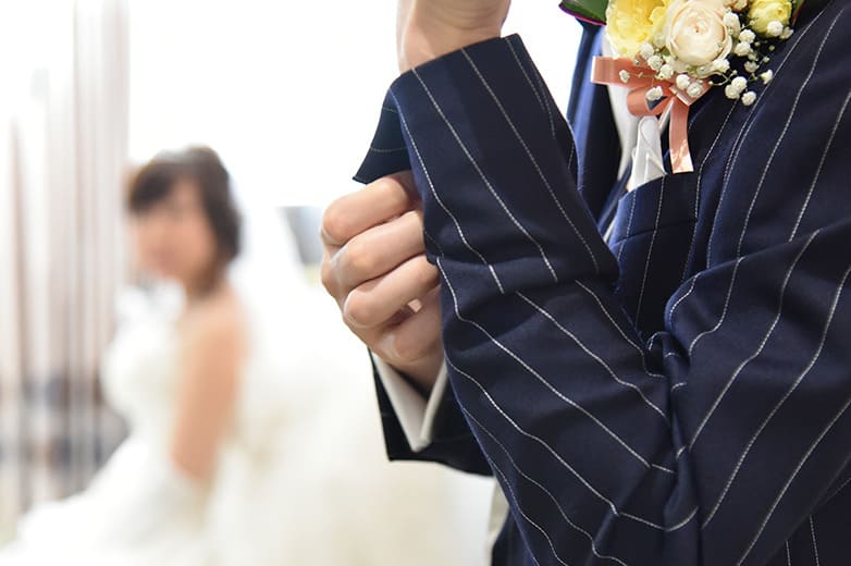 Summer Wedding 向日葵のような笑顔で Jr小山駅から車で7分の結婚式 結婚式場 ｔｈｅ ｌｉｖｅｒａｒｙ ザ ライヴラリー